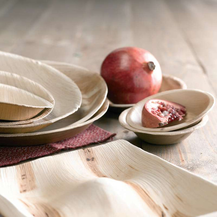 Assiette en palmier forme oeuf  190x120mm H25mm 270ml-100Pcs