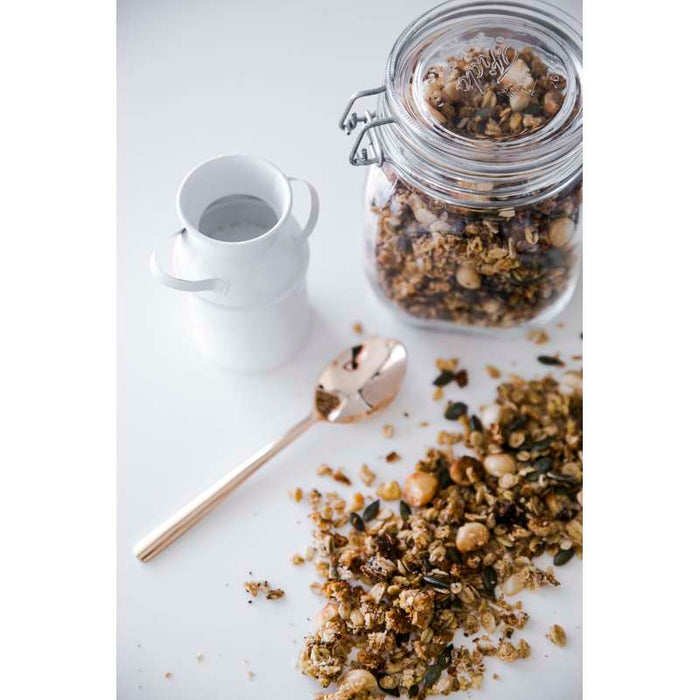 Pot à lait en métal couleur ivoire   H100mm 125ml - 36Pcs